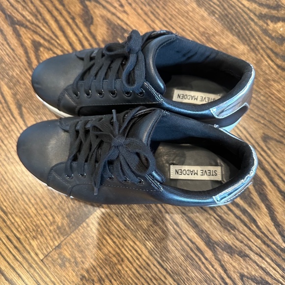 Steve Madden Platform Chunky Sneakers - Picture 2 of 10